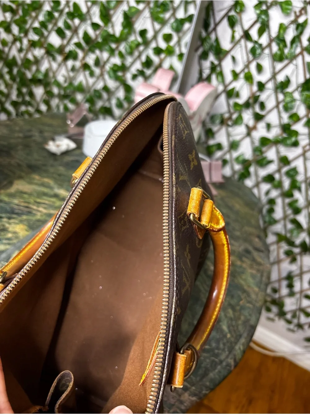 Louis Vuitton Monogram Handbag - Dark Brown & Tan